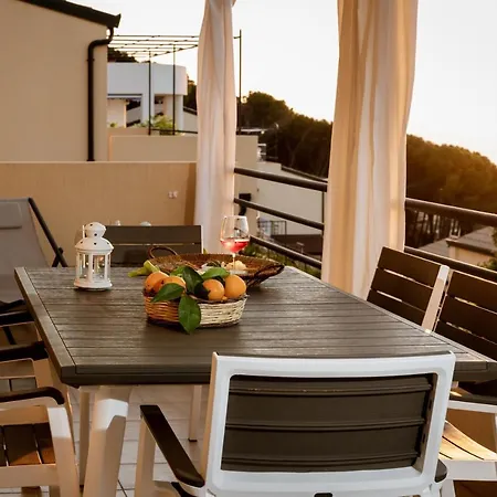 Orizzonte Blu Apartman *